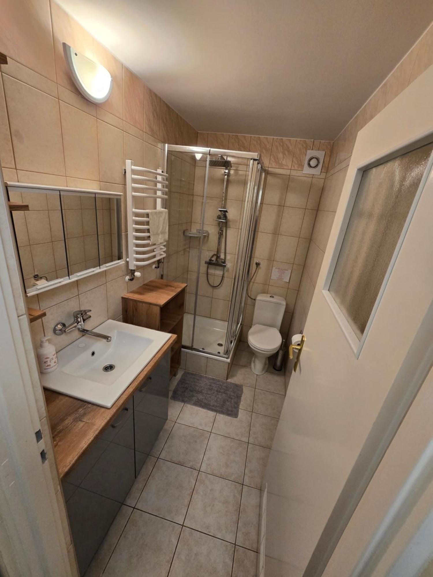 Jastrzab Apartamento Ropienka Exterior foto