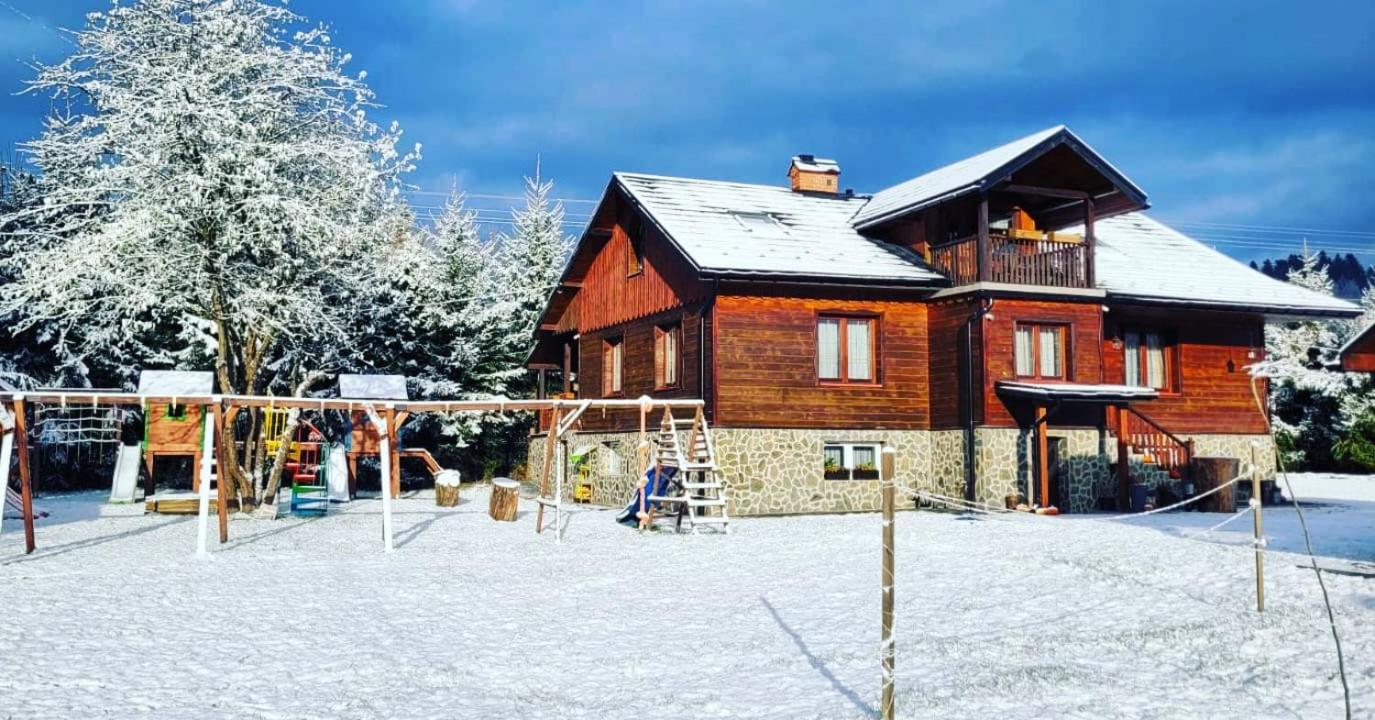 Jastrzab Apartamento Ropienka Exterior foto